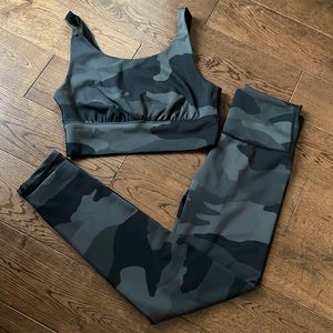 Aerie Camo Workout Set Medium